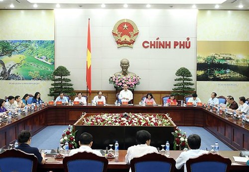 Нгуен Суан Фук председательствовал на заседании Центрального совета по соревнованиям и награждению - ảnh 1